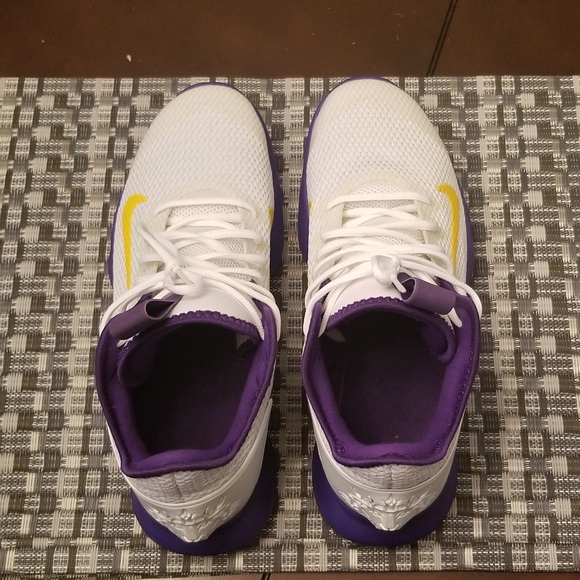 Nike LeBron Witness 4 Lakers Basketball Shoes (Size 11) - Picture 5 of 11